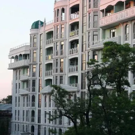 Ckey In The Center * Odessza